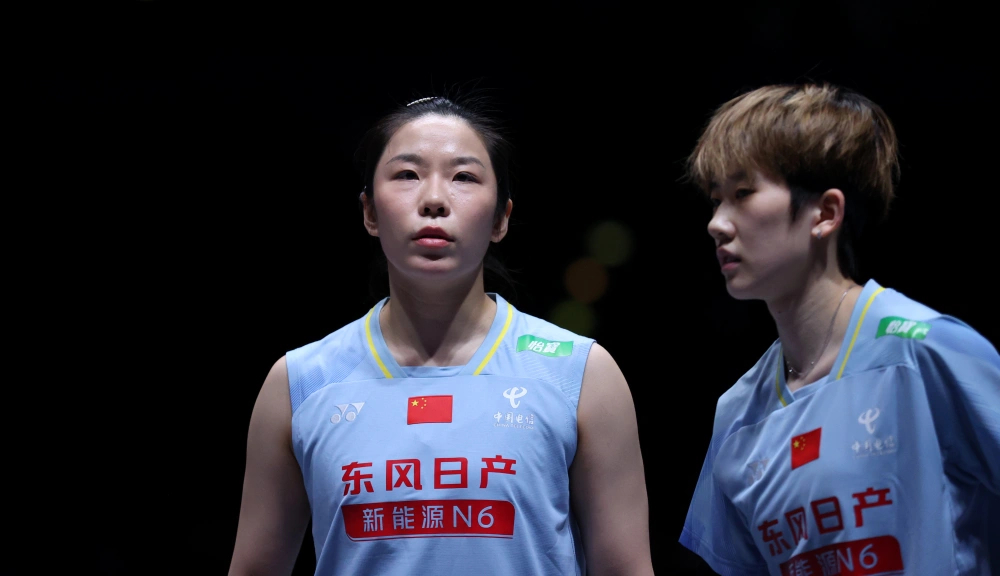 贾一凡/张殊贤🇨🇳 21-13、21-19 🇮🇩库苏马/梅丽莎下轮：贾一