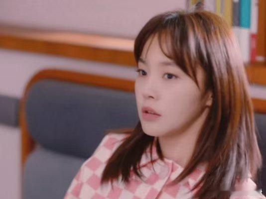 #涂筱柠的睡衣救过她的命吗# 究竟是什么让涂筱柠对这件睡衣不离不弃？或许它承载着