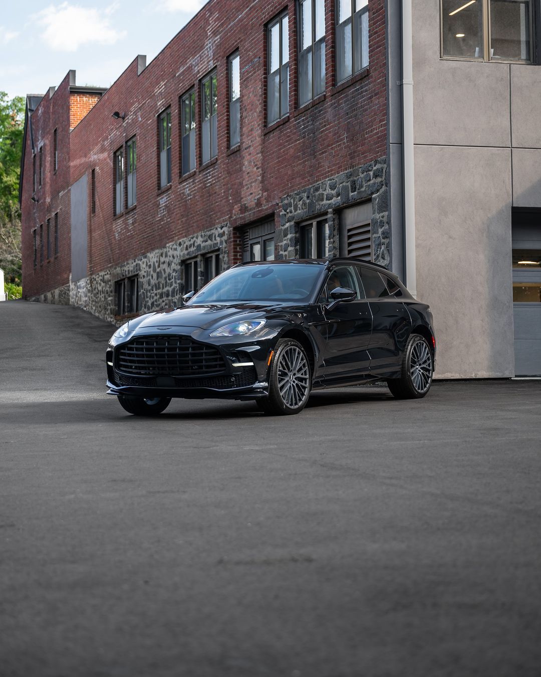 阿斯顿·马丁 DBX 707 ​​​