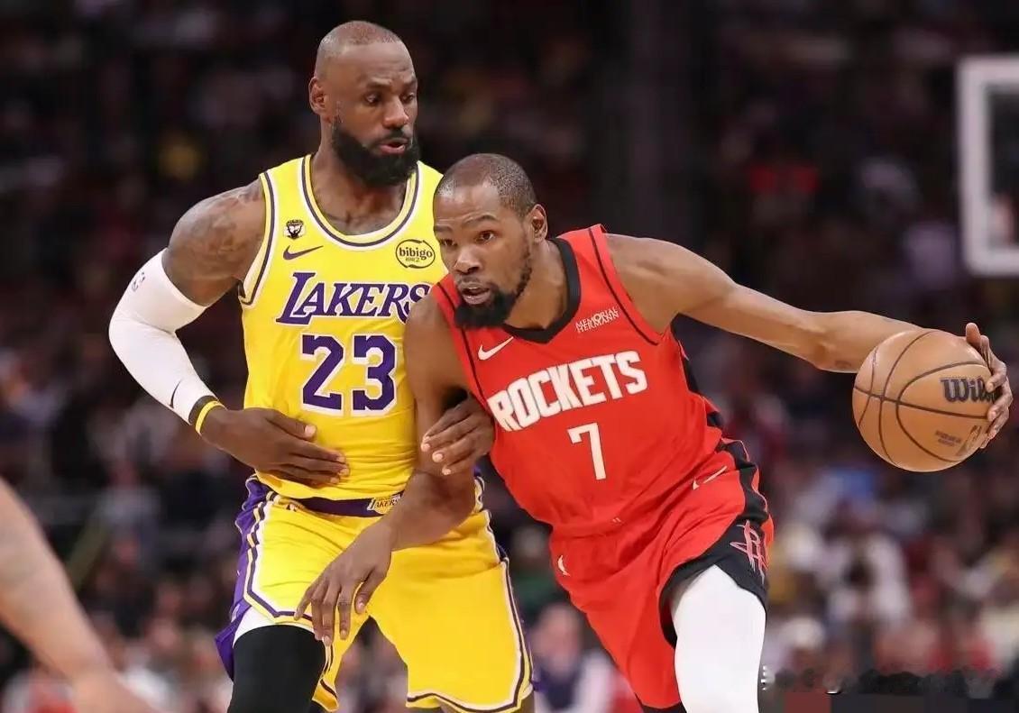 杜兰特说火箭输给湖人的原因不是内讧，也不是教练，但事实却非如此:

火箭主场92