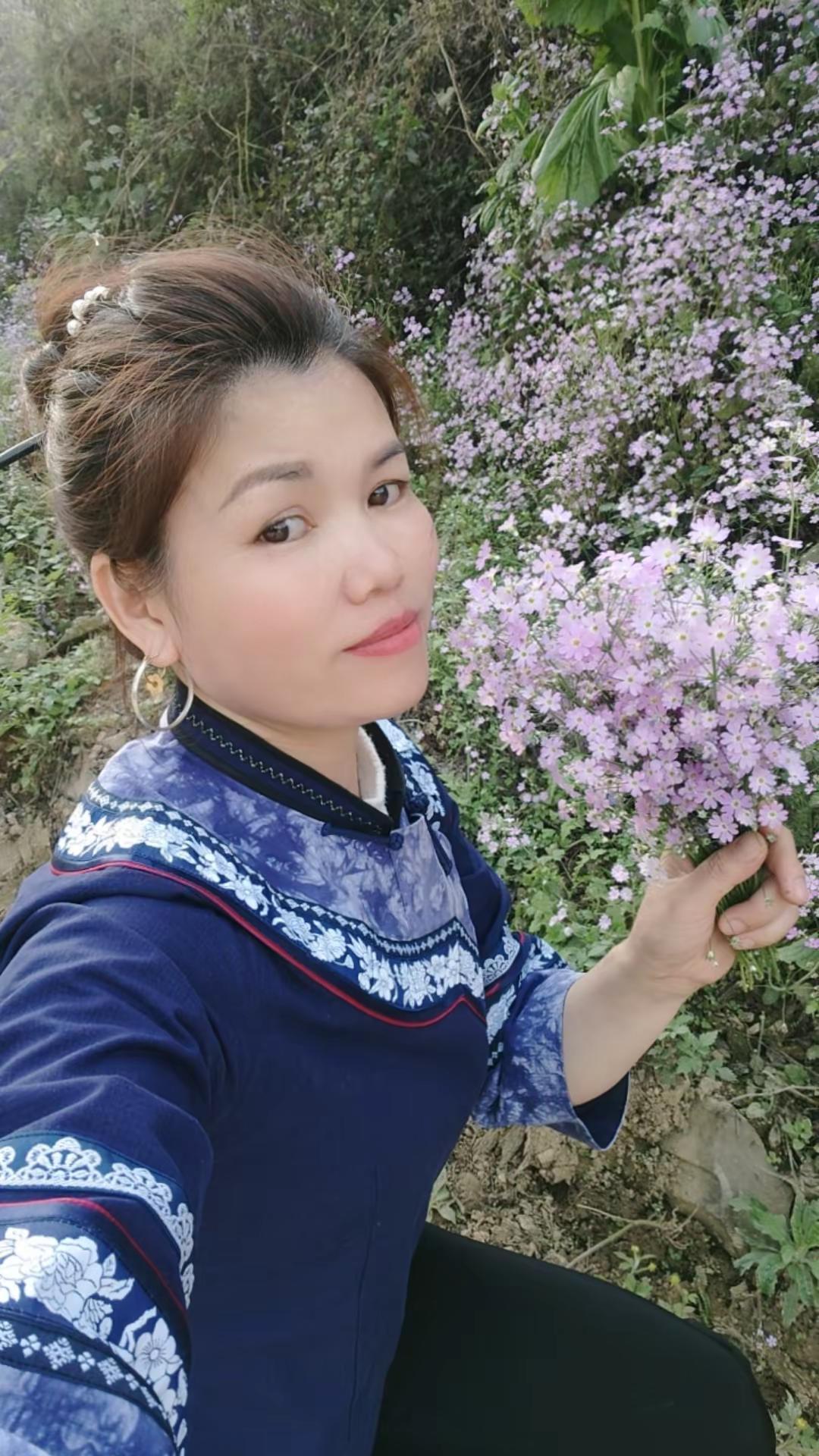 💐💐💐🌺🌸🌼