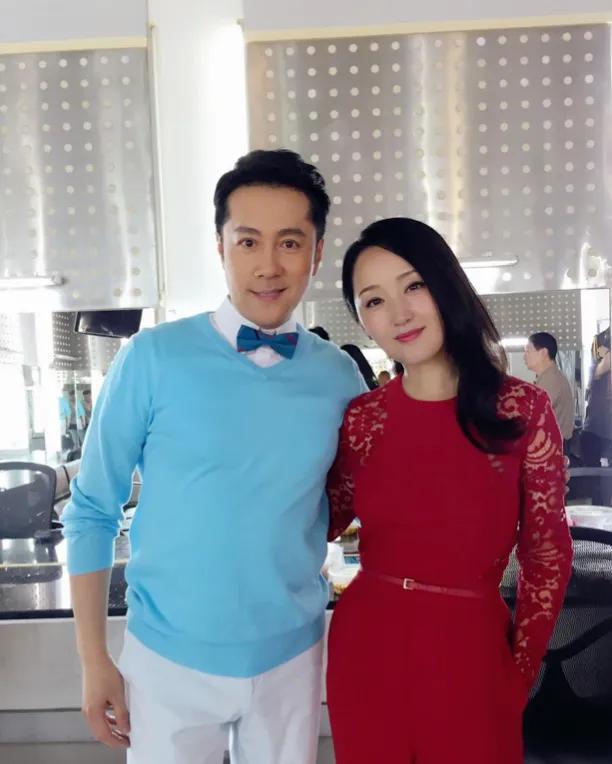 一次，蔡国庆开车去接宋丹丹，打开车门那一刻，把宋丹丹家小保姆吓得转身往回跑，小保