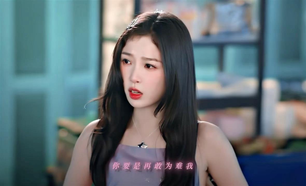 虞书欣粉丝你们现在是不是满脑子都是姜暮，而且有意无意的学她说话，且不停的抱图，如