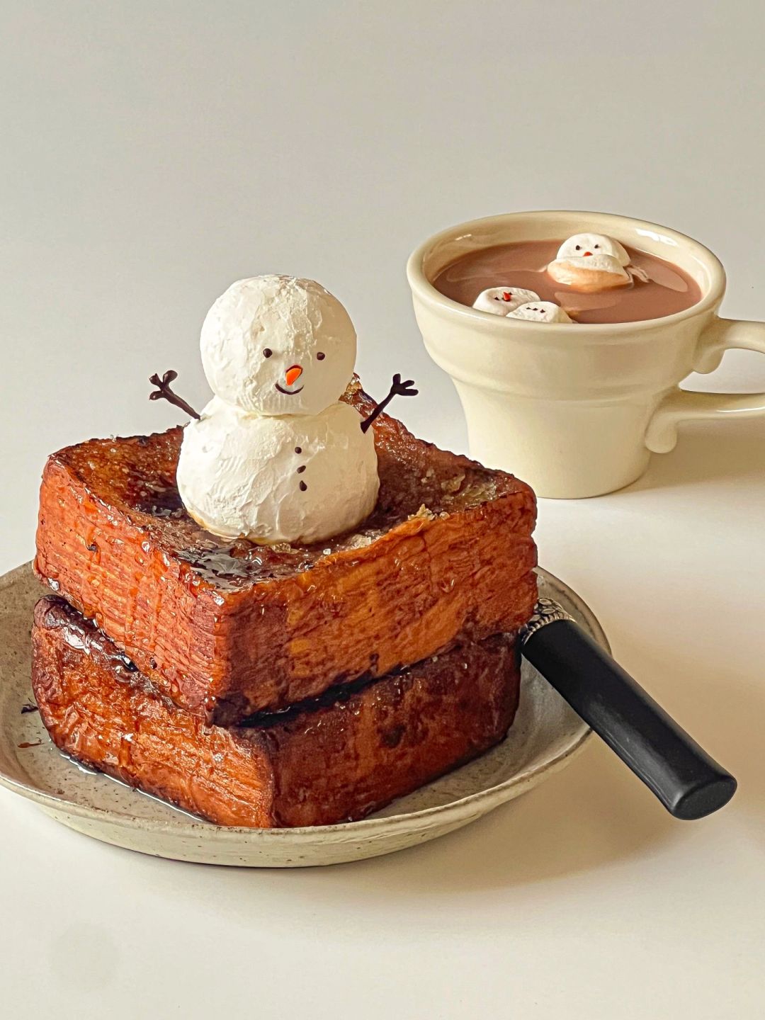 Brunch🤎｜焦糖脆皮法式吐司🍞雪人希腊酸奶