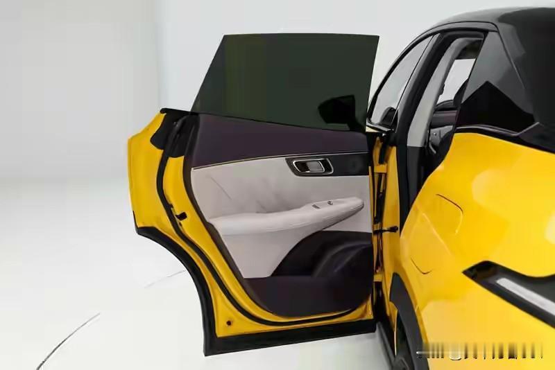 全新深蓝S07华为激光版上市深蓝S07激光版的核心竞争力，就是华为城市NOA高阶