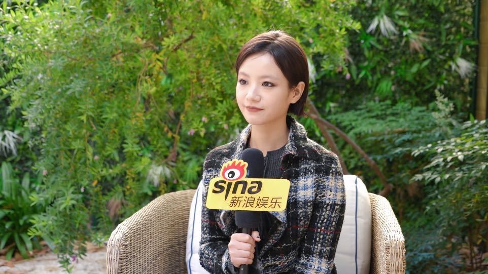 李庚希说金鸡影后让自己更坚定 戛纳电影节 回忆拿下金鸡奖最佳女主角的感受，坦言有