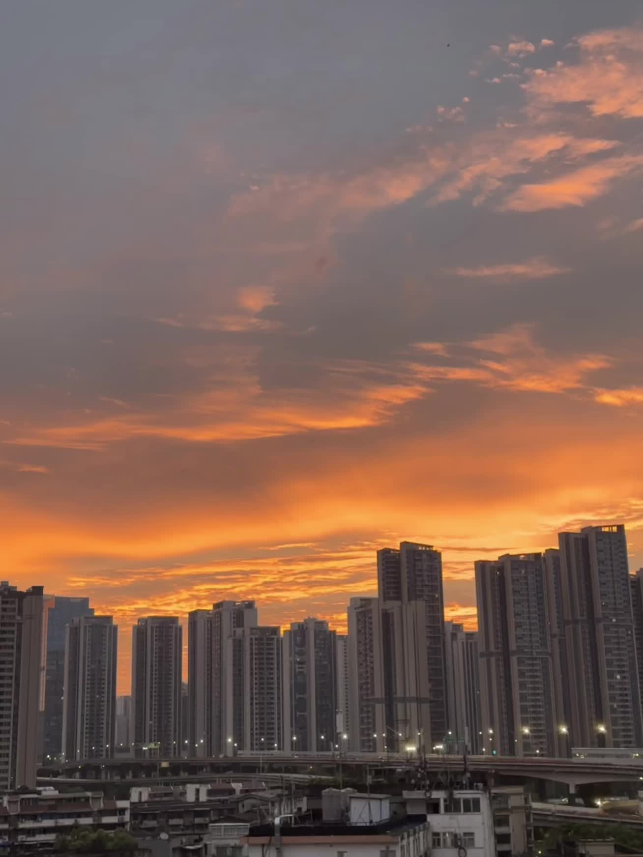 成都世纪朝霞！早起人的奖励！！ 啊啊啊啊啊～太美了啊！