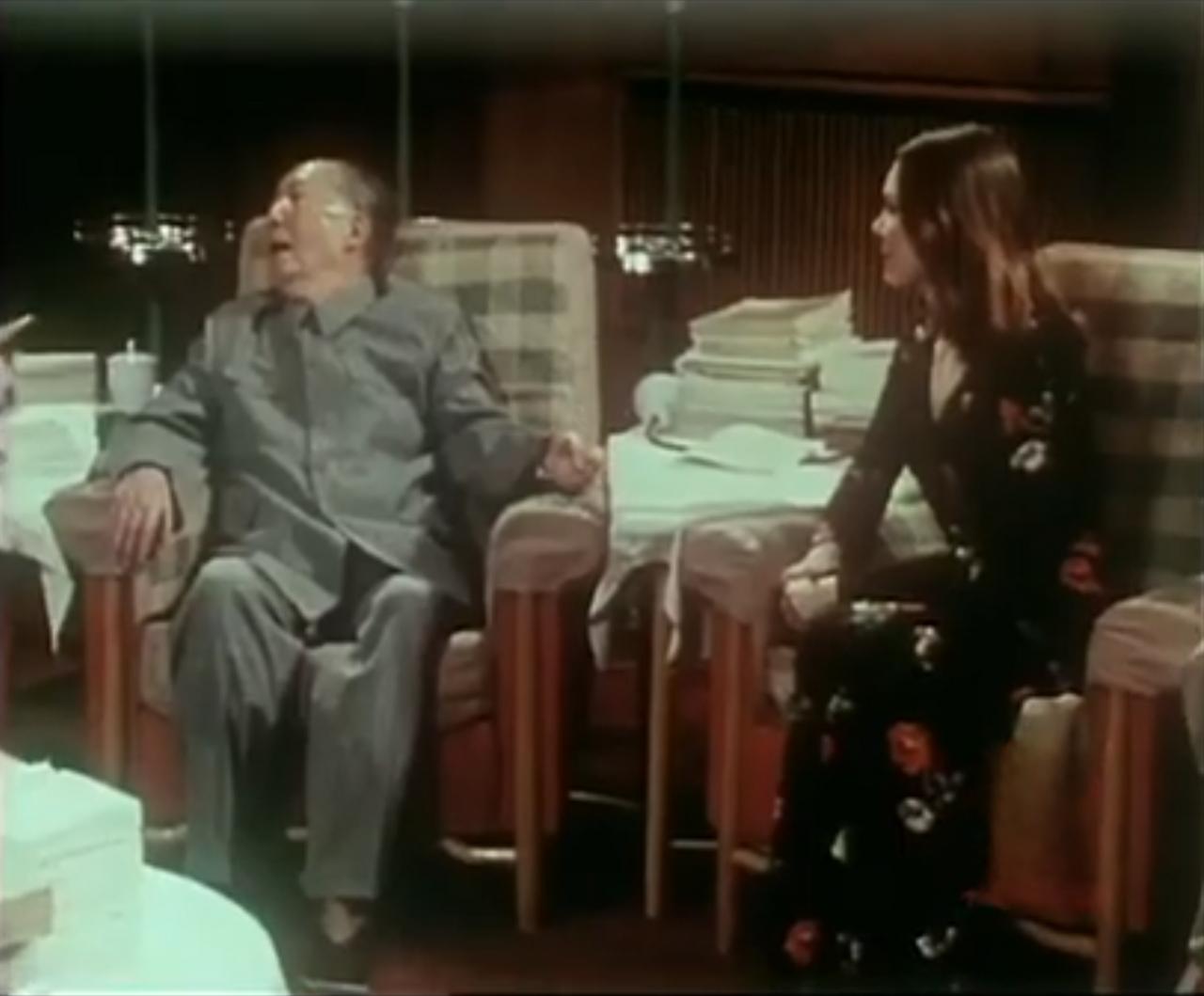 这是1975年12月31日晚上到翌日凌晨1点，83岁的毛主席会见美国前总统尼克松