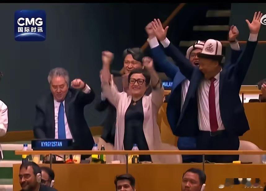 中国支持的，赢了！菲律宾砸钱忙活整整三年，到处游说拉票，结果末轮投票直接被打崩！