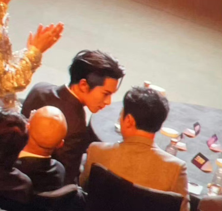 几年后，人们才发现，道明集团和京海集团原来渊源颇深。。五湖四海皆兄弟，哪有什么仇