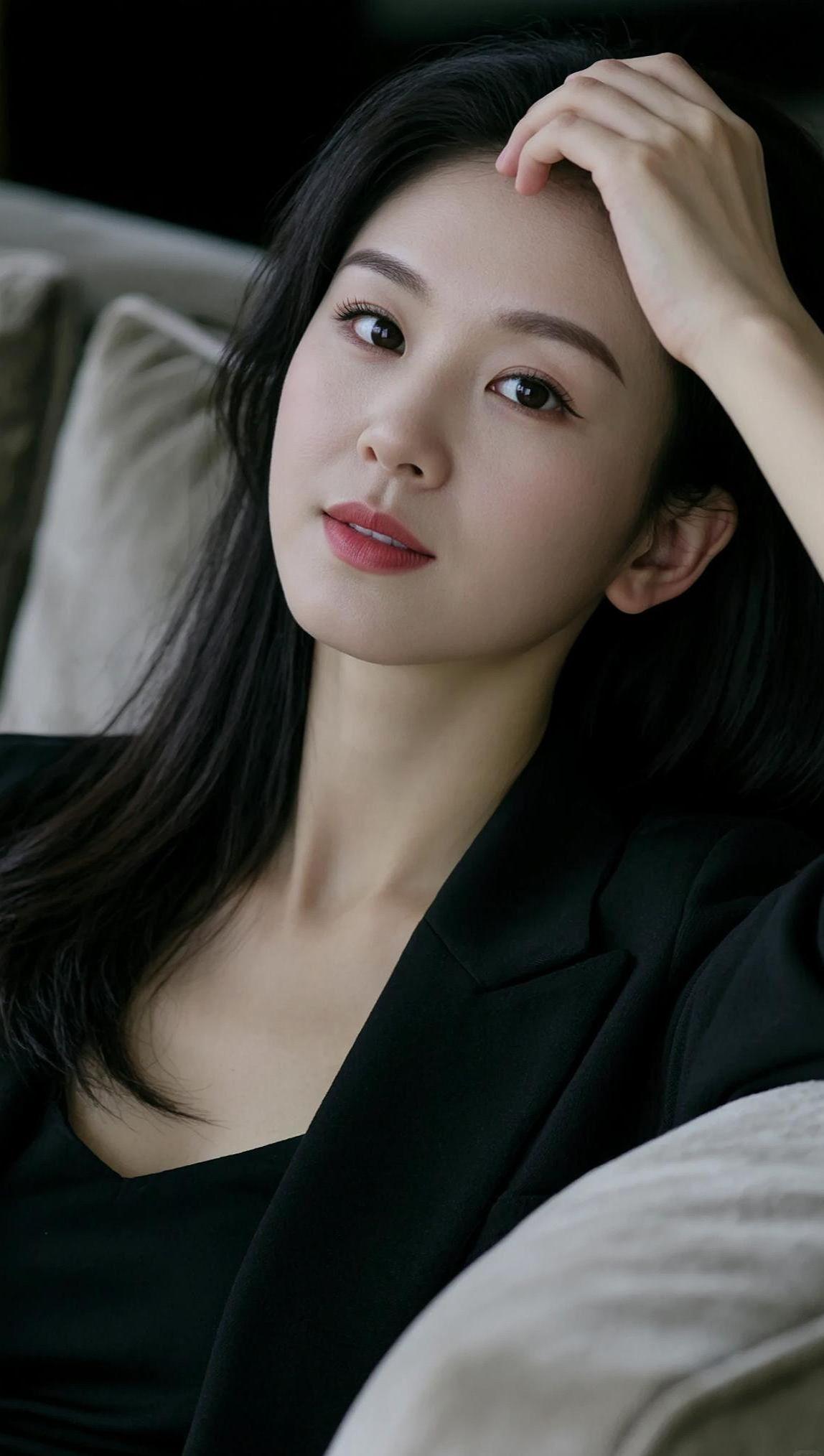 AI冷调氛围感写真 抖音ai创作