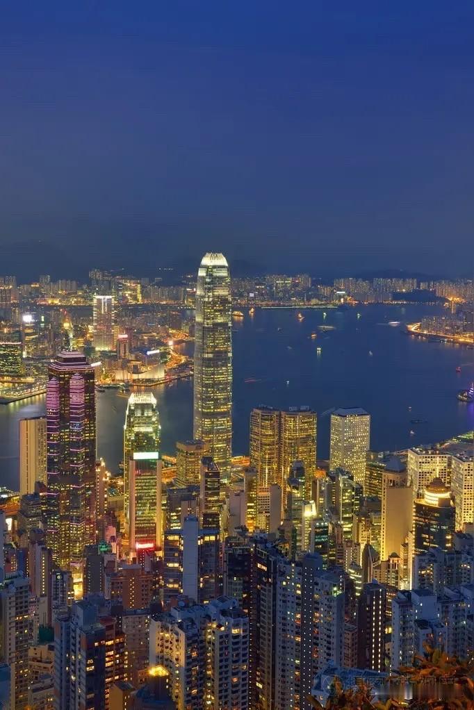 很多人对香港物价的印象就是一个字：贵。但真正在香港生活过的人都知道，香港的物价从