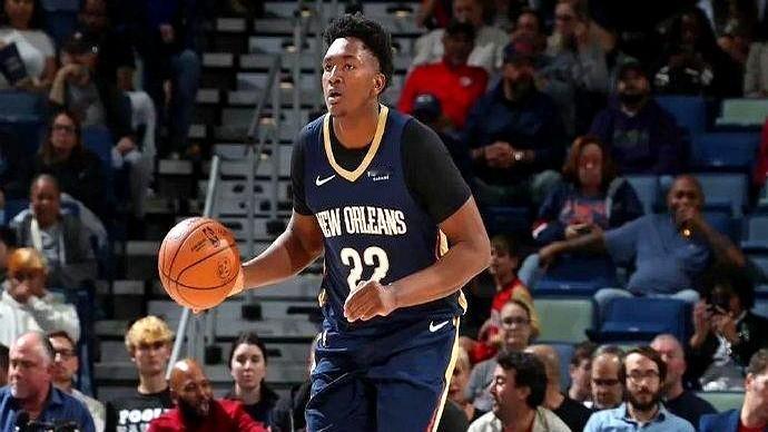 鹈鹕队这新秀，德里克·奎因，真的有点东西！

回家乡打球，直接把奇才给拆了！全场