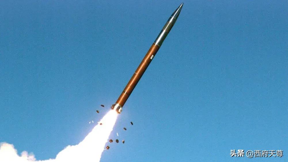 伊朗的反击，其实还是取得了一些成果的。从伊朗通报的消息来看，目前美国驻伊拉克埃尔