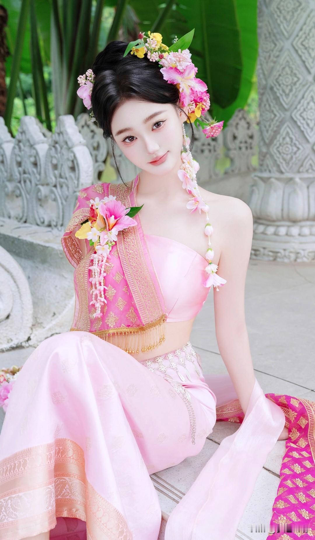 粉嫩仙女风，花环点缀，梦幻民族风，美到窒息！