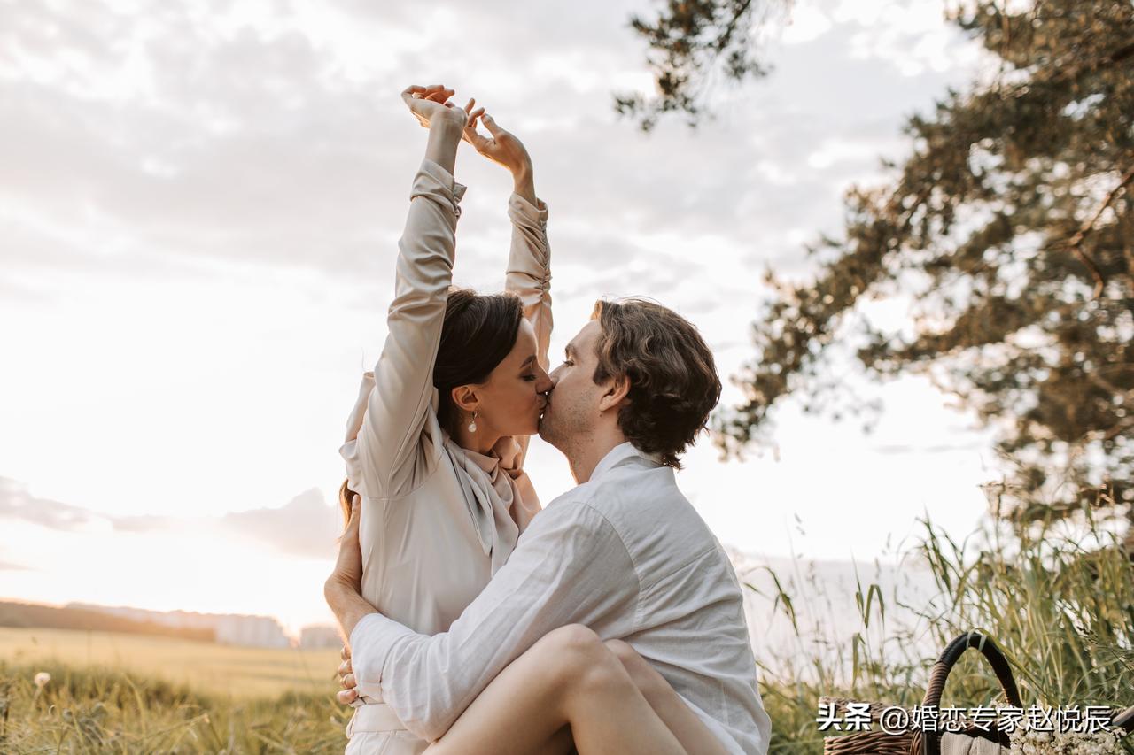 婚姻中这两种类型的女人，付出再多也不会被珍惜，对号入座一下。
 
1.过度付出型