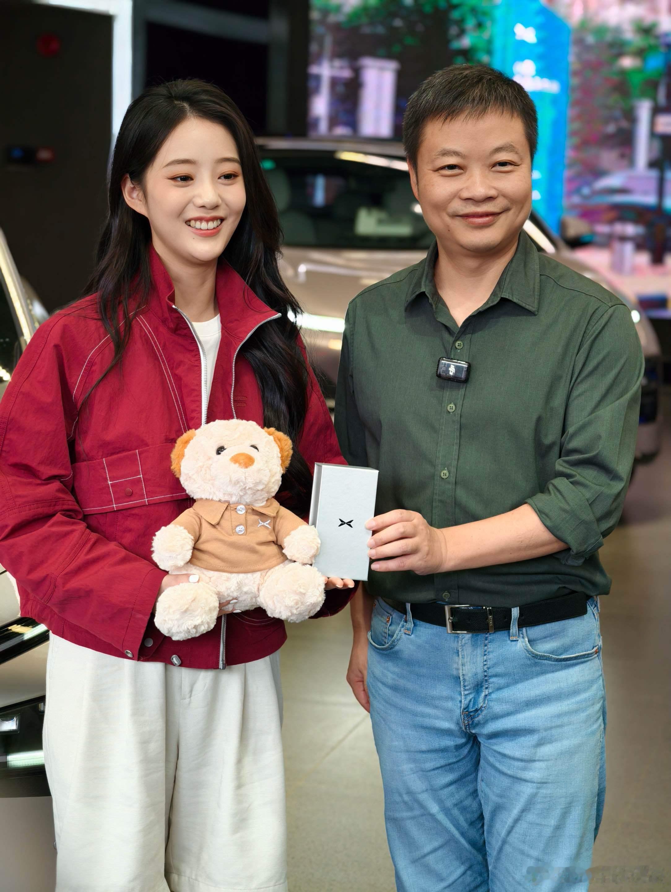 重生之短剧女王在小鹏测G7短剧女王买小鹏G7碰到真霸总  短剧也是好起来了，短剧
