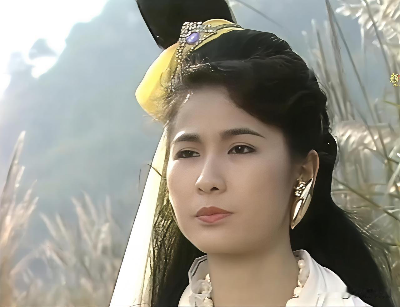 作者加速成长计划云霄娘娘，又称云霄仙子，位居三霄仙子之首，师从通天教主门下，为截