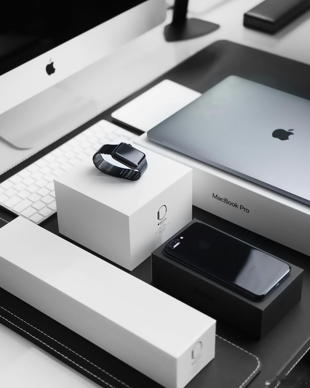曲面玻璃iPhone或于2027年问世iPhone20周年将推出多款重磅新品苹果