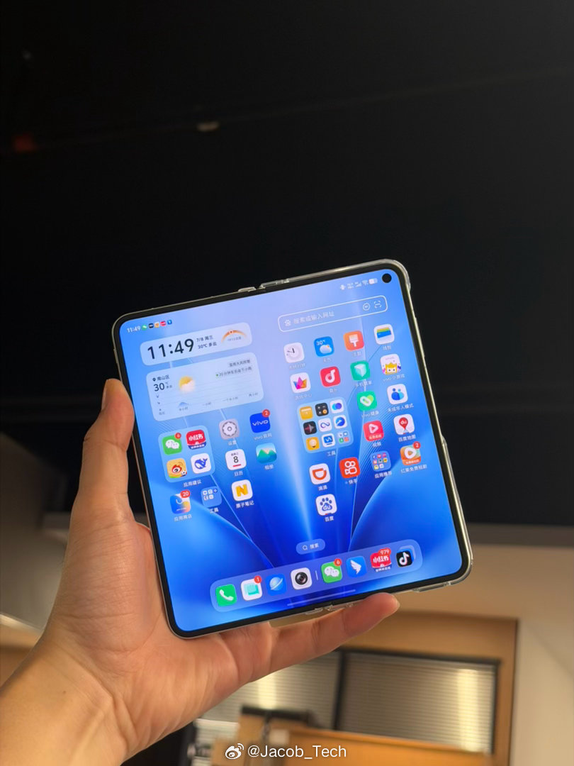 数码全家桶必须用同品牌么我也是觉得大可不必了，目前很多品牌都可以互联了不论是照片
