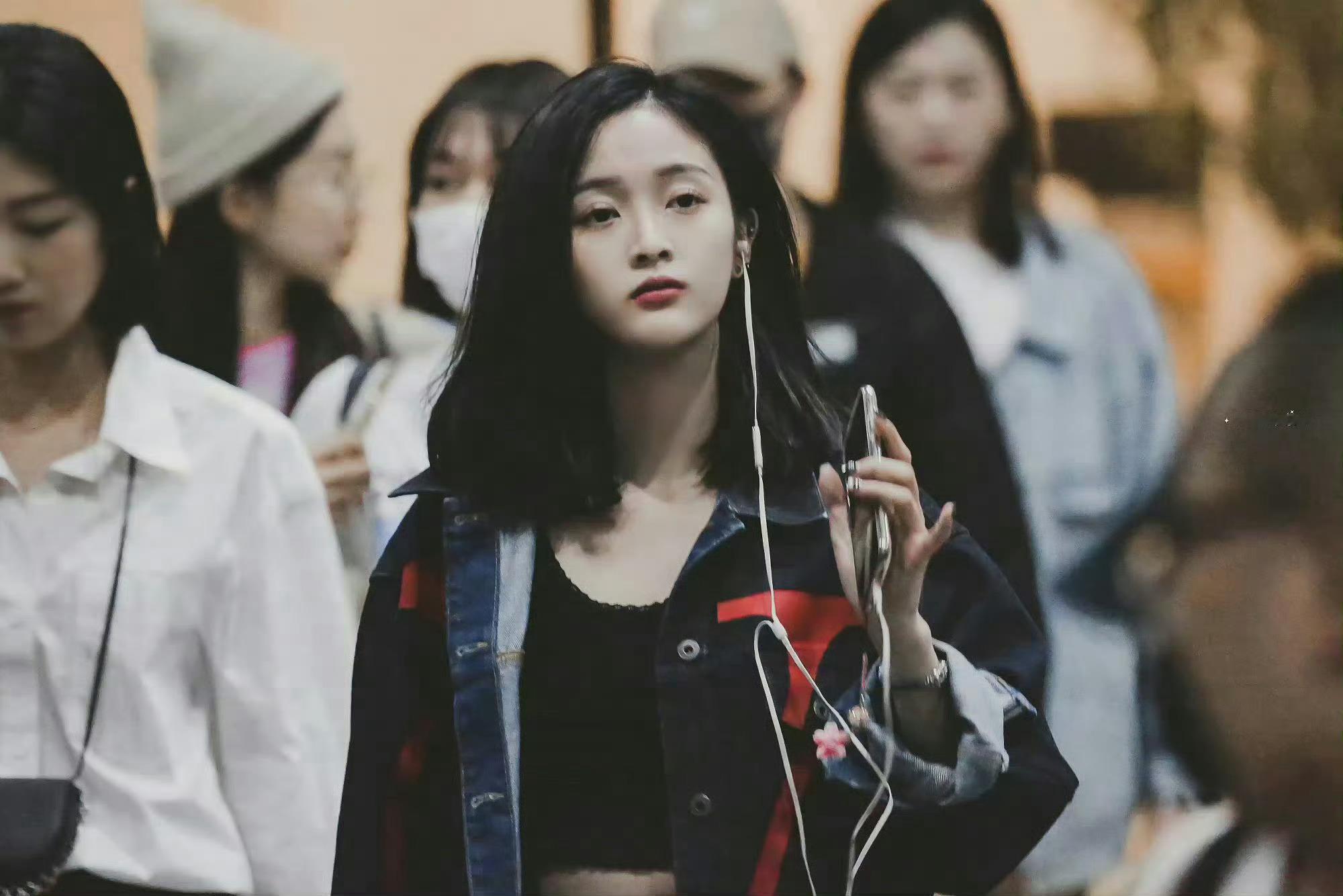 吴宣仪辛凌 💙吴宣仪叶星星 【190906  |  长沙黄花机场🛬 饭拍高清
