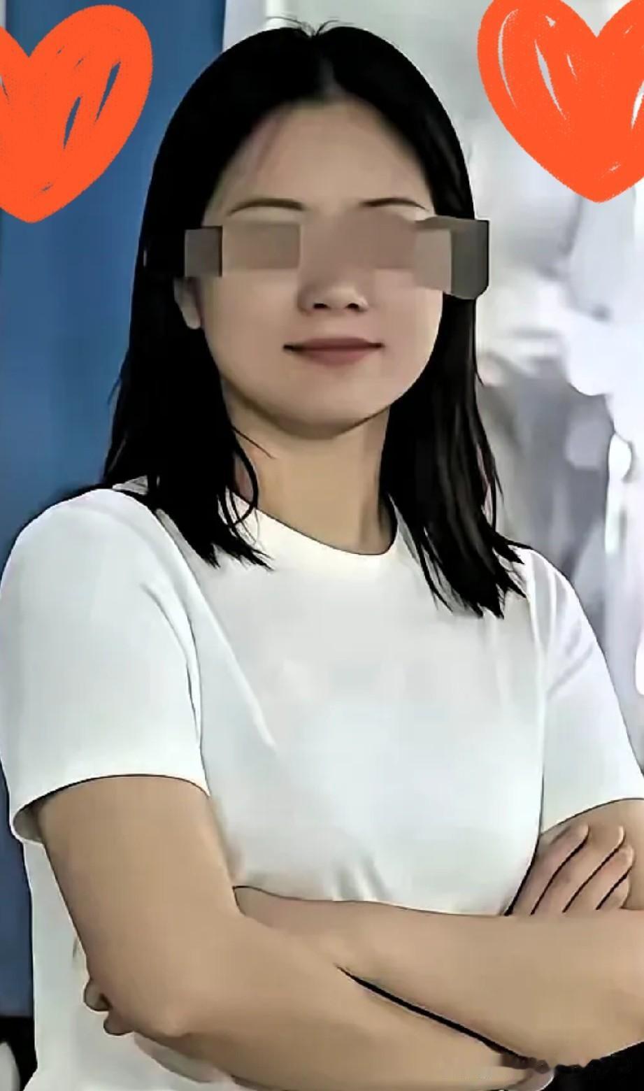长沙这档子事，看得人血压直冲脑门。

私家车位被占，找上门去，对方不光不挪，还撒