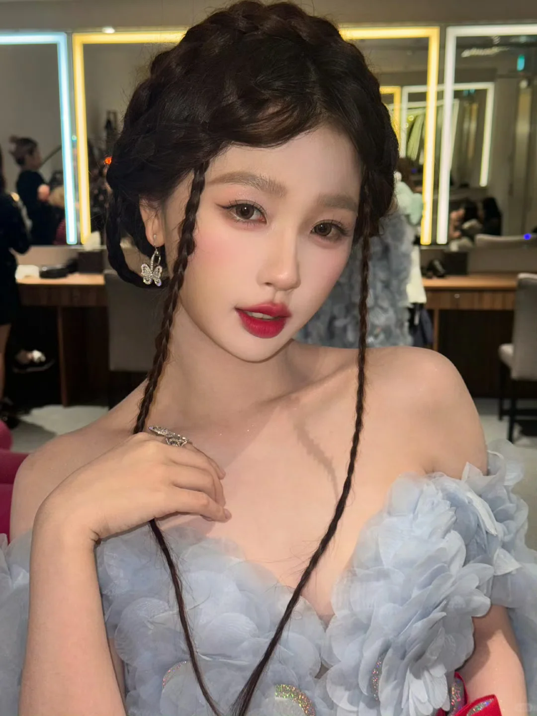 仲夏又让我们再次遇见小兰花