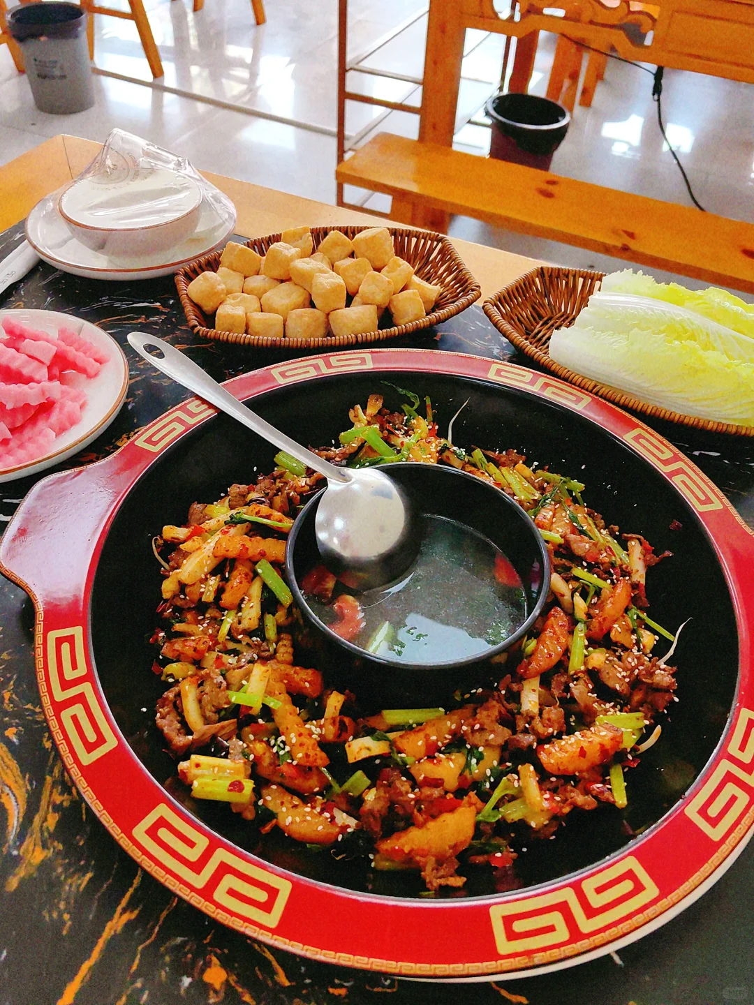 一定要试试贵州干锅黄牛肉！