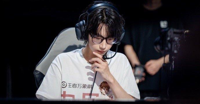 暖阳王者万象棋遇上高扬公主暖阳王者万象棋养出超级吕布暖阳在王者万象棋对局里养出强