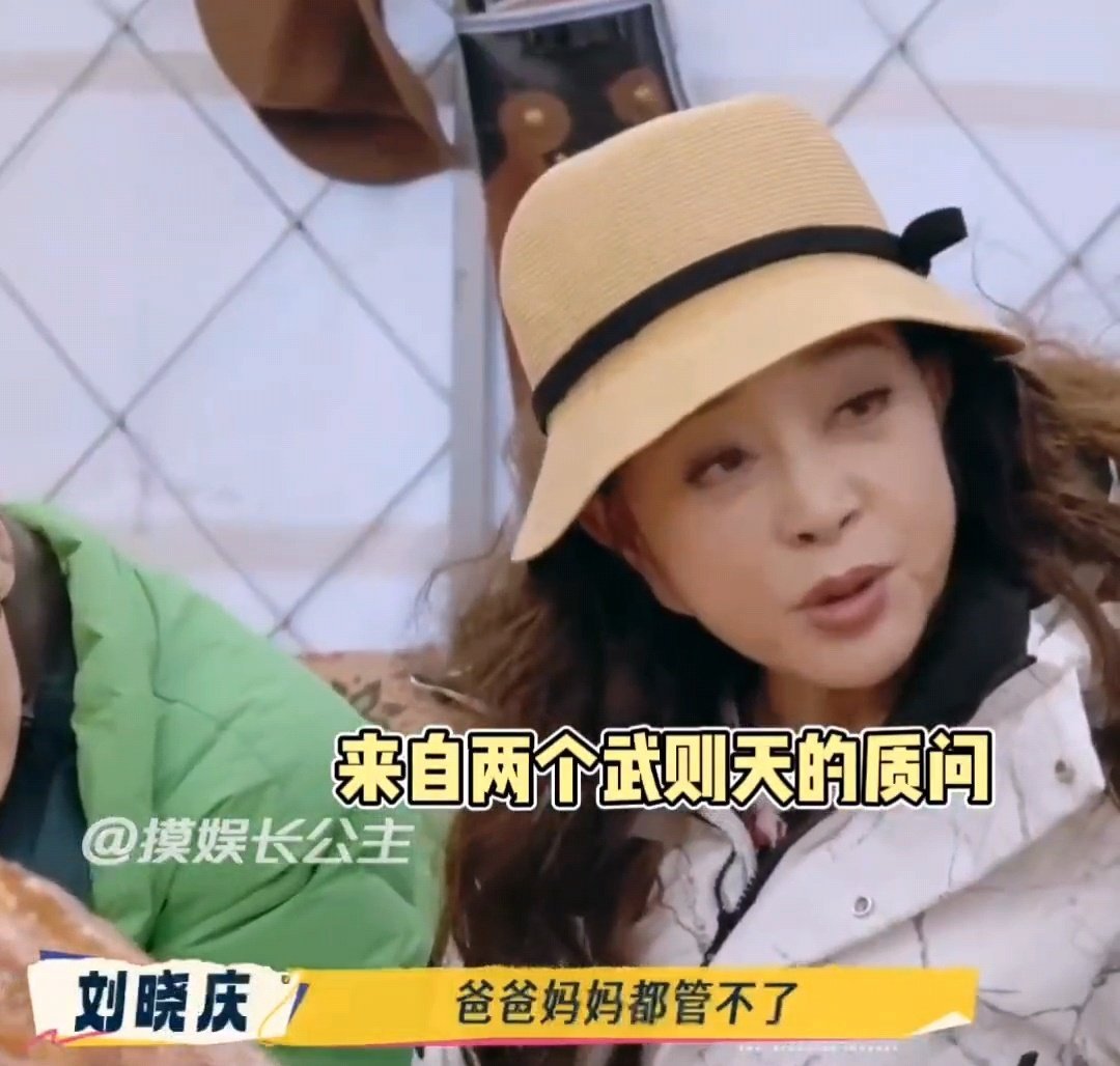 宁静 偶像哪里有什么女朋友宁静谈到偶像能不能谈恋爱的问题直言“偶像哪里有什么女朋