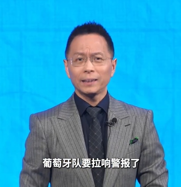 詹俊：马丁内斯真有可能让C罗当替补，先让拉莫斯消耗对方防线06月18日讯 葡萄牙