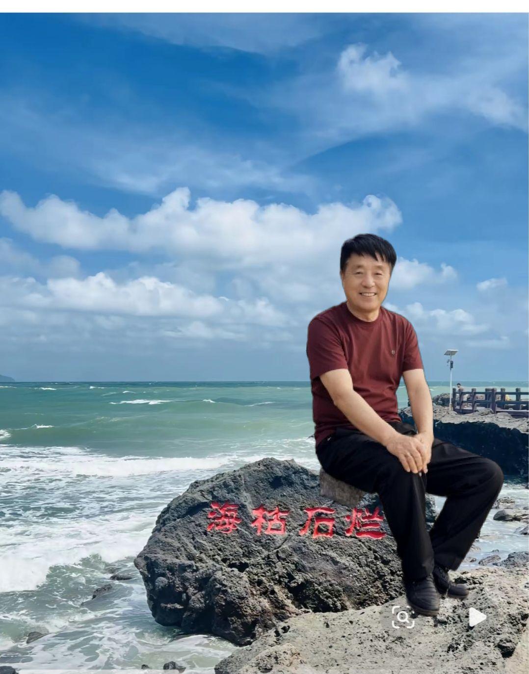 我在海边等你回来，一首歌情感歌曲分享大家一一