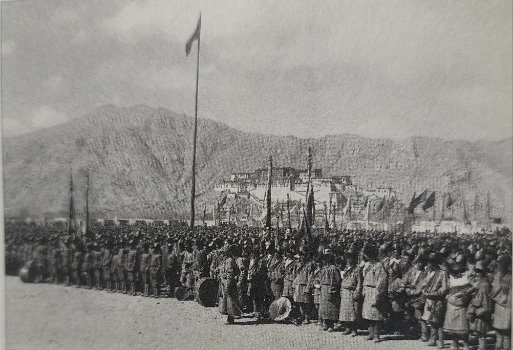 1952年，西藏军区成立大会


1952年2月11日，范石林摄，摄影原作，作者