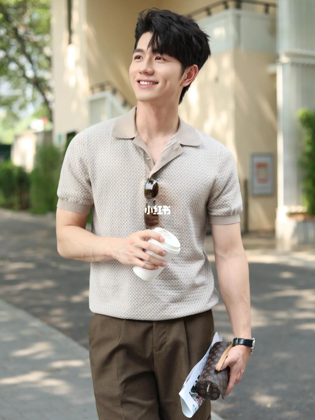 沉迷老钱风无法自拔