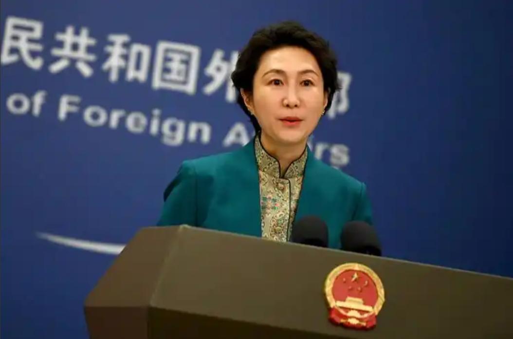 中国外交部发表严正声明，

7月29日，针对美国禁止进口中国新款人形机器人，中国