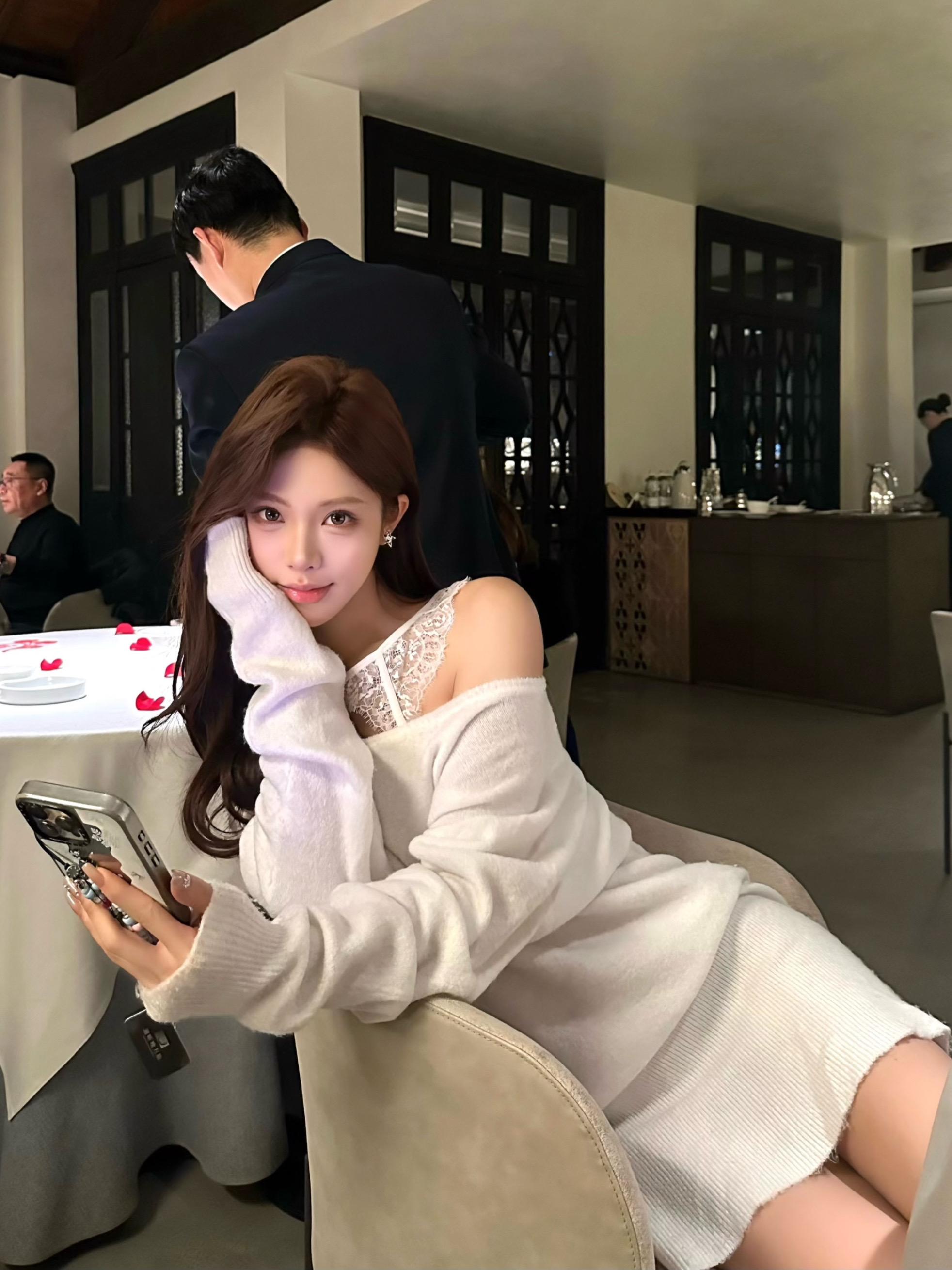 我们不是能创造羁绊的关系 对吗