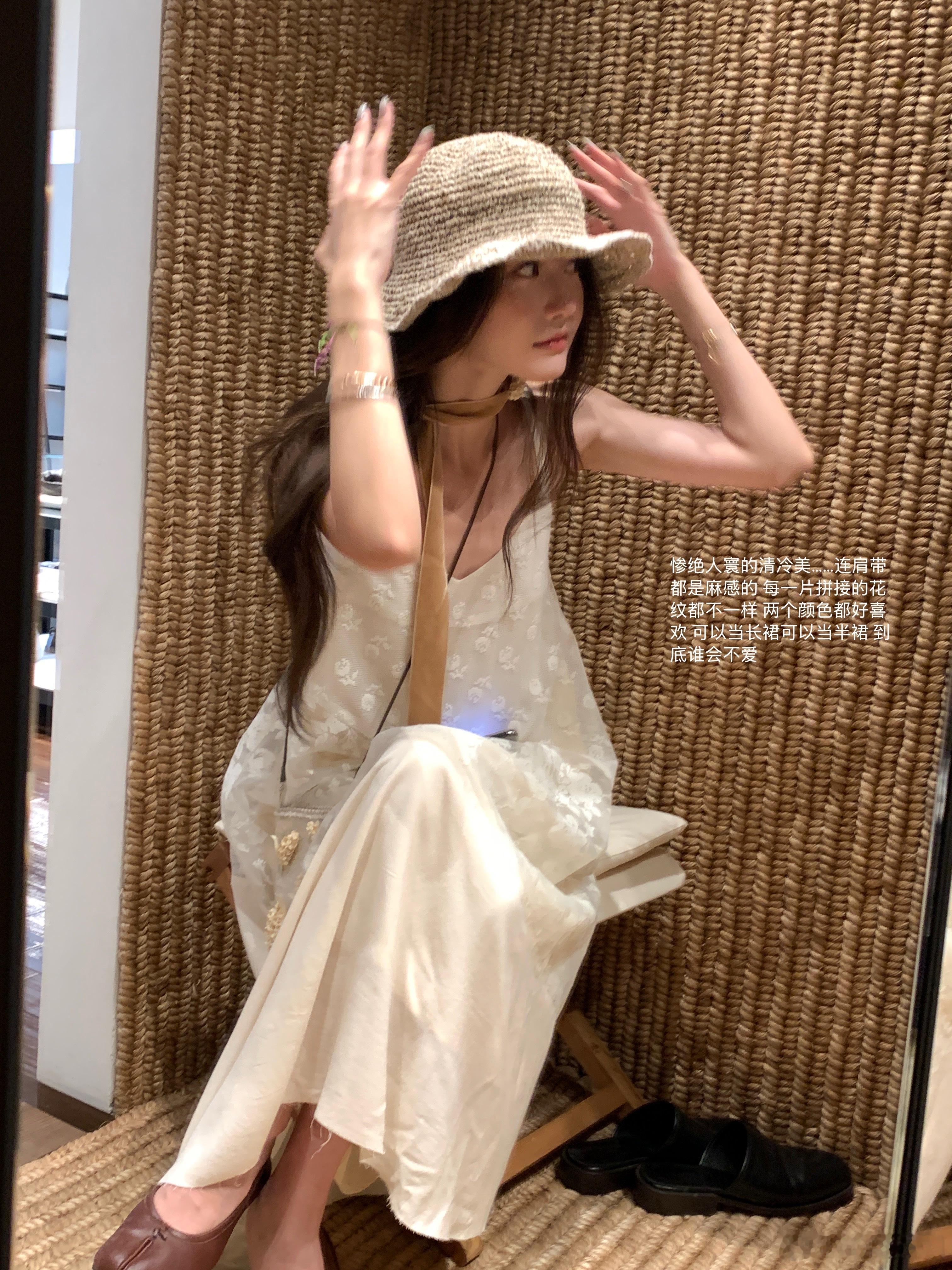 一个月见一次 是不是有点少🤍好喜欢白色 ​​​