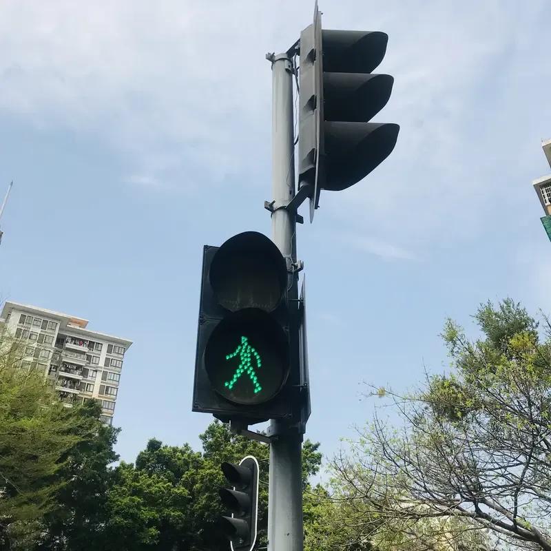 没有发现有骂词，难道高声反问也叫骂？