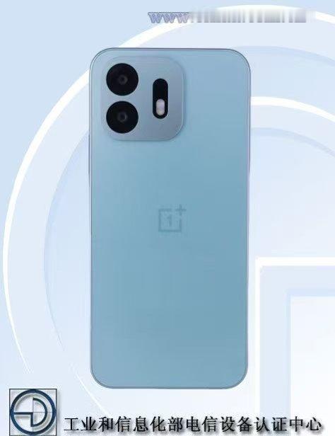 一加一款型号为 PYZ110 的新机近日完成工信部申报：搭载 6.75 英寸 7