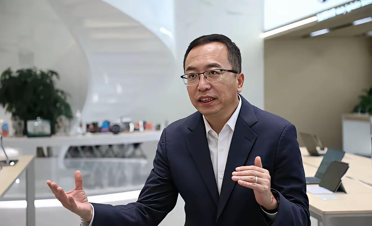 明哥退休！互联网大佬的“急流勇退”，藏着普通人该懂的生存智慧
 
“明哥退休了”