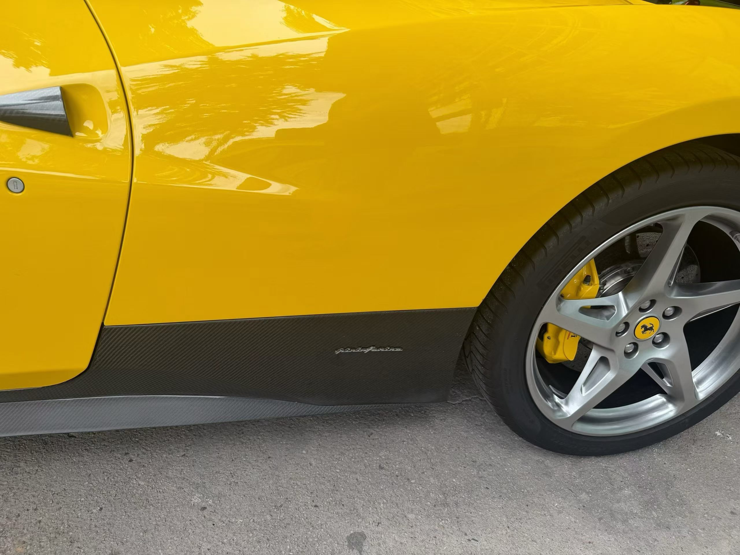 法拉利458 Spider，2012年上牌，23000公里，极品成色 