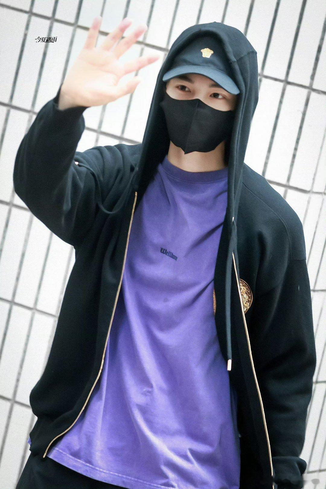 丁禹兮《司宫令》赵皑站姐饭拍，状态如此水灵的丁禹兮又可以看到晋江式演技了 