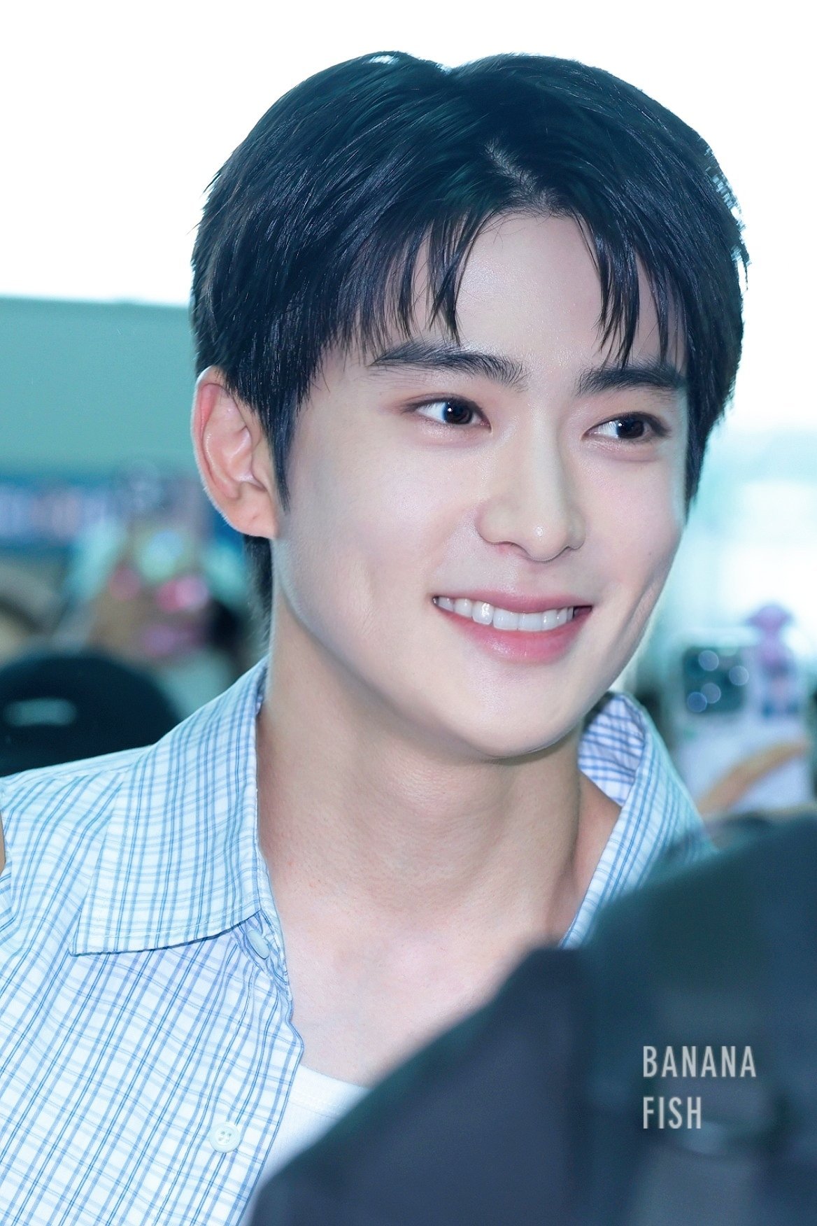 260619 ICN出发 郑在玹prada全球品牌代言人 有点像世纪初韩剧主角©