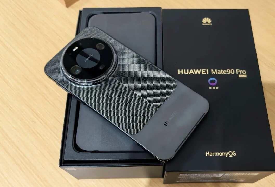 今年的华为Mate 90就它了！