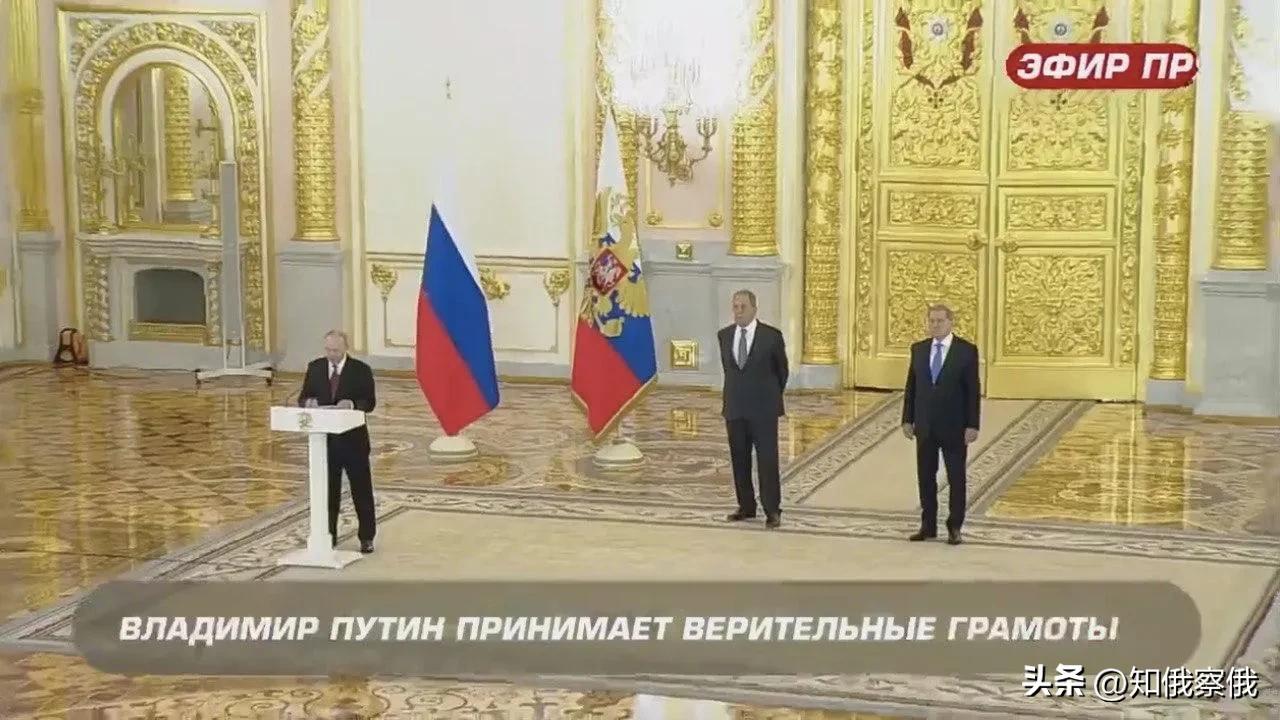 普京：俄罗斯坚定维护多级世界，反对以牺牲他国利益为代价，保障某些国家的安全

弗