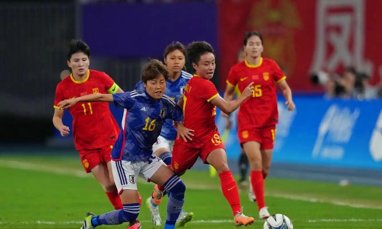 10月29日央视CCTV5直播U17女足世界杯：中国队冲击八强，三连胜之后真正的
