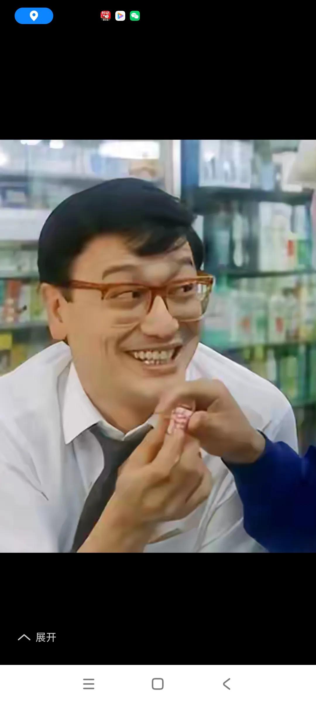这个香港艺人太惨了，，，
拍戏赚了几千万，投入股市，快亏完了，，
谈恋爱又被女友
