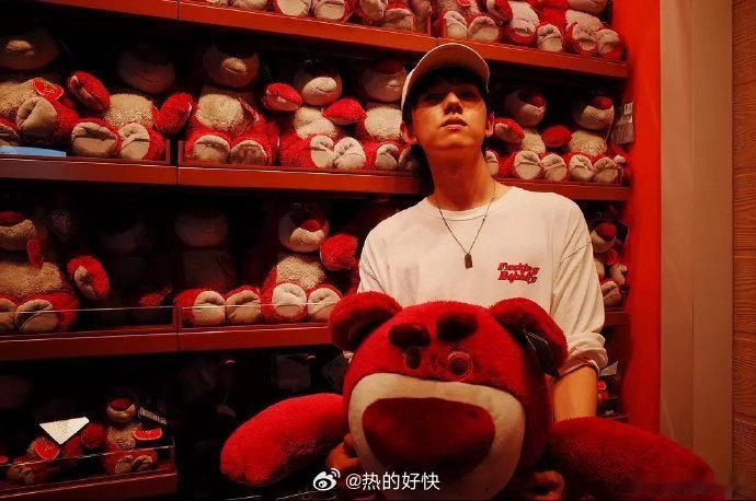 潘美烨什么时候和张耀分手的潘美烨是张耀绯闻前女友明星势力榜[超话] 本来以为还和
