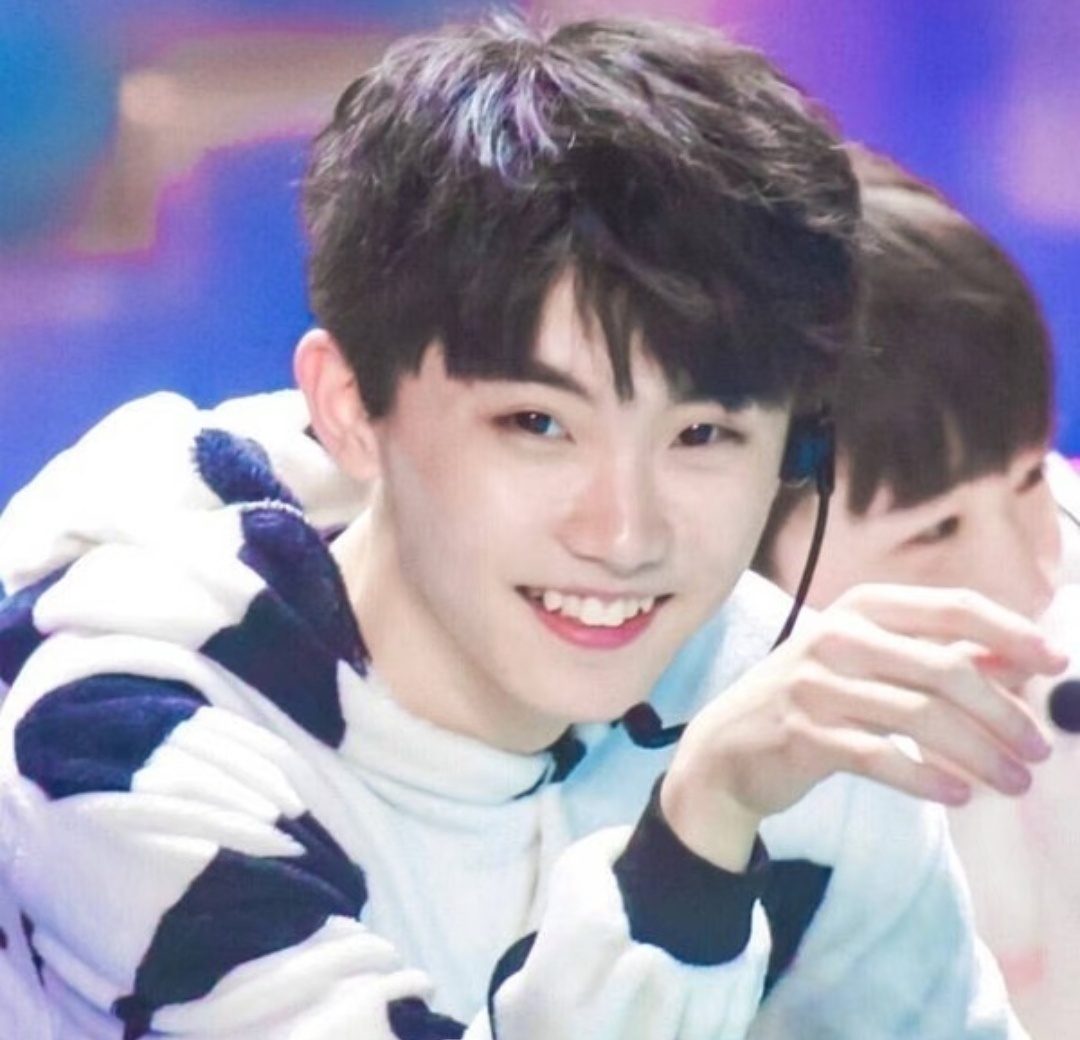 妈妈后面有宝宝 