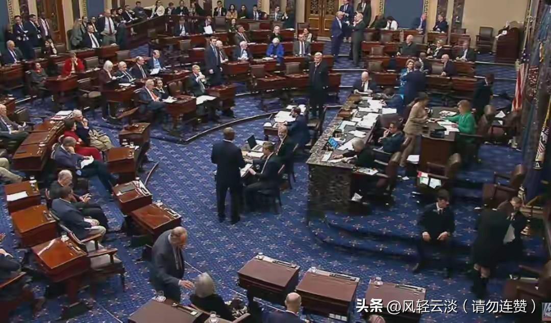 特朗普政府正推动国会向台划拨巨额军援，专款用于台军力发展，此举公然违背一个中国原